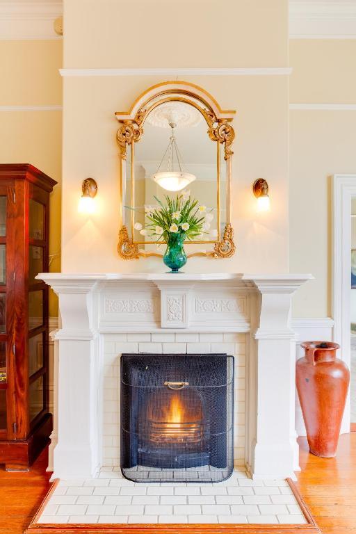 Fairholme Manor Inn Виктория Стая снимка